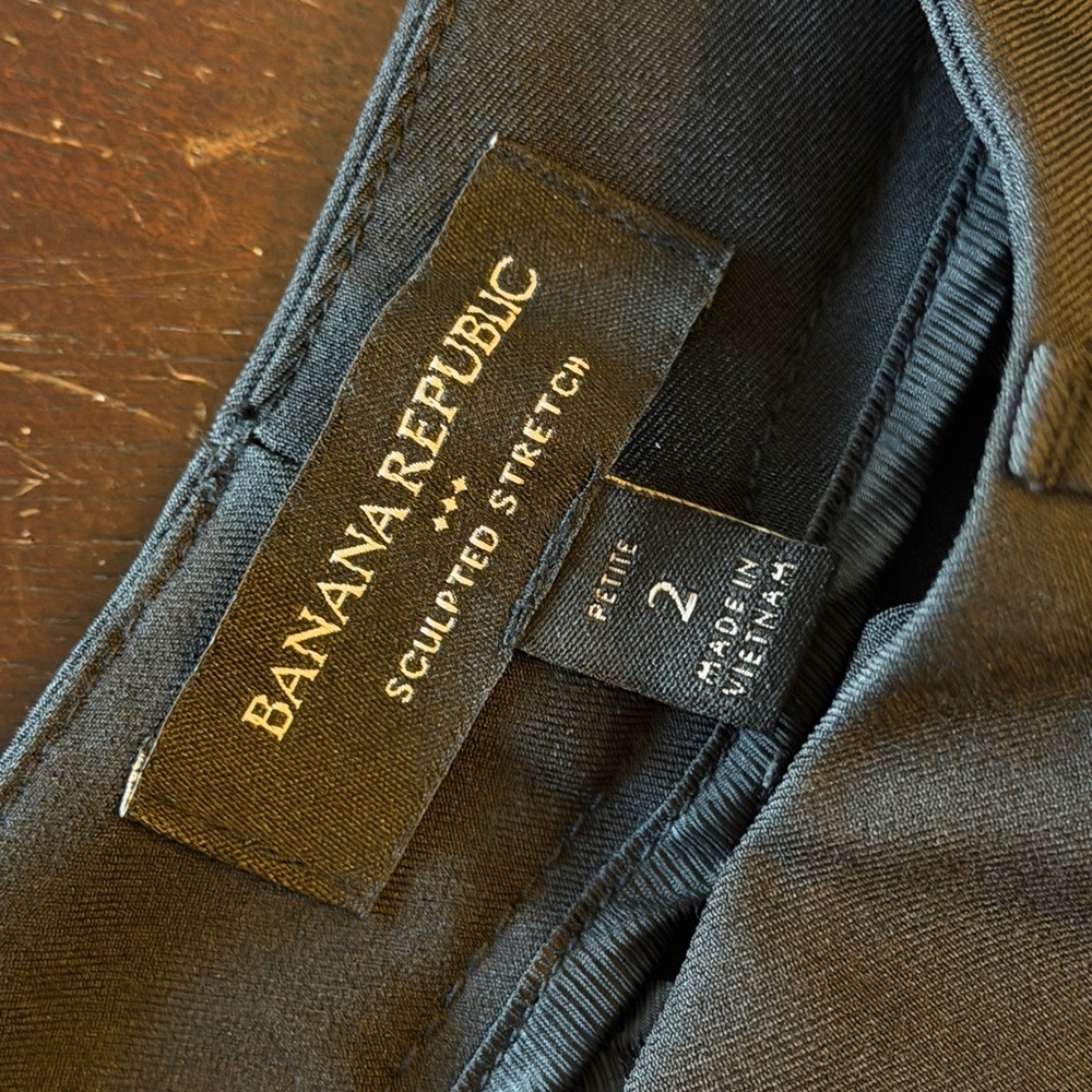Banana republic DROPPED STRAIGHT HIGH-RISE SCULPTED TROUSER Black 2P EUC - Picture 8 of 9